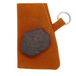 Amuleto Piedra Iman Magnetica Natural (Incluye Resguardo)