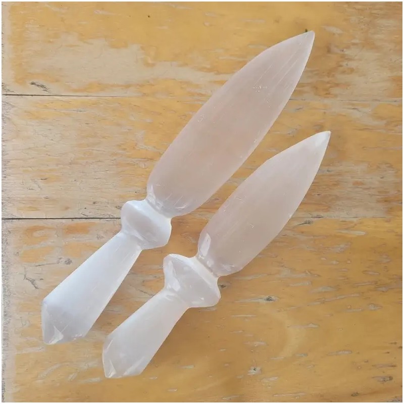 Daga de Selenita 25 cm
