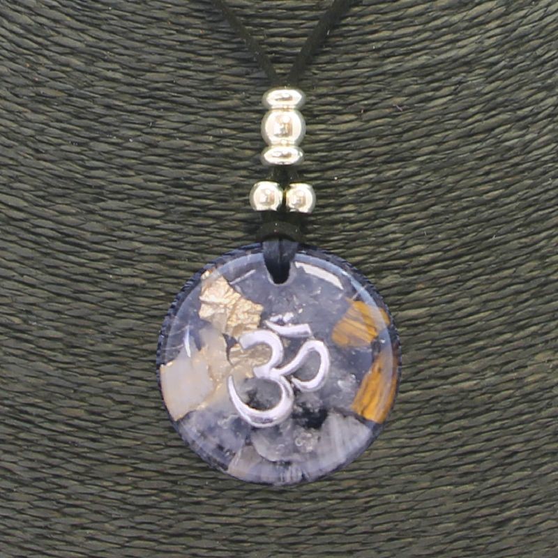 Collar Orgon Om Negra (3,7 cm Ajustable)